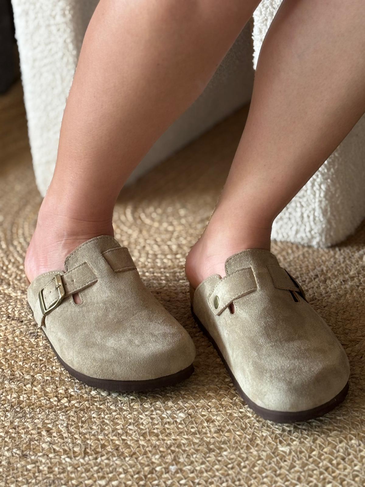 Mules Elena