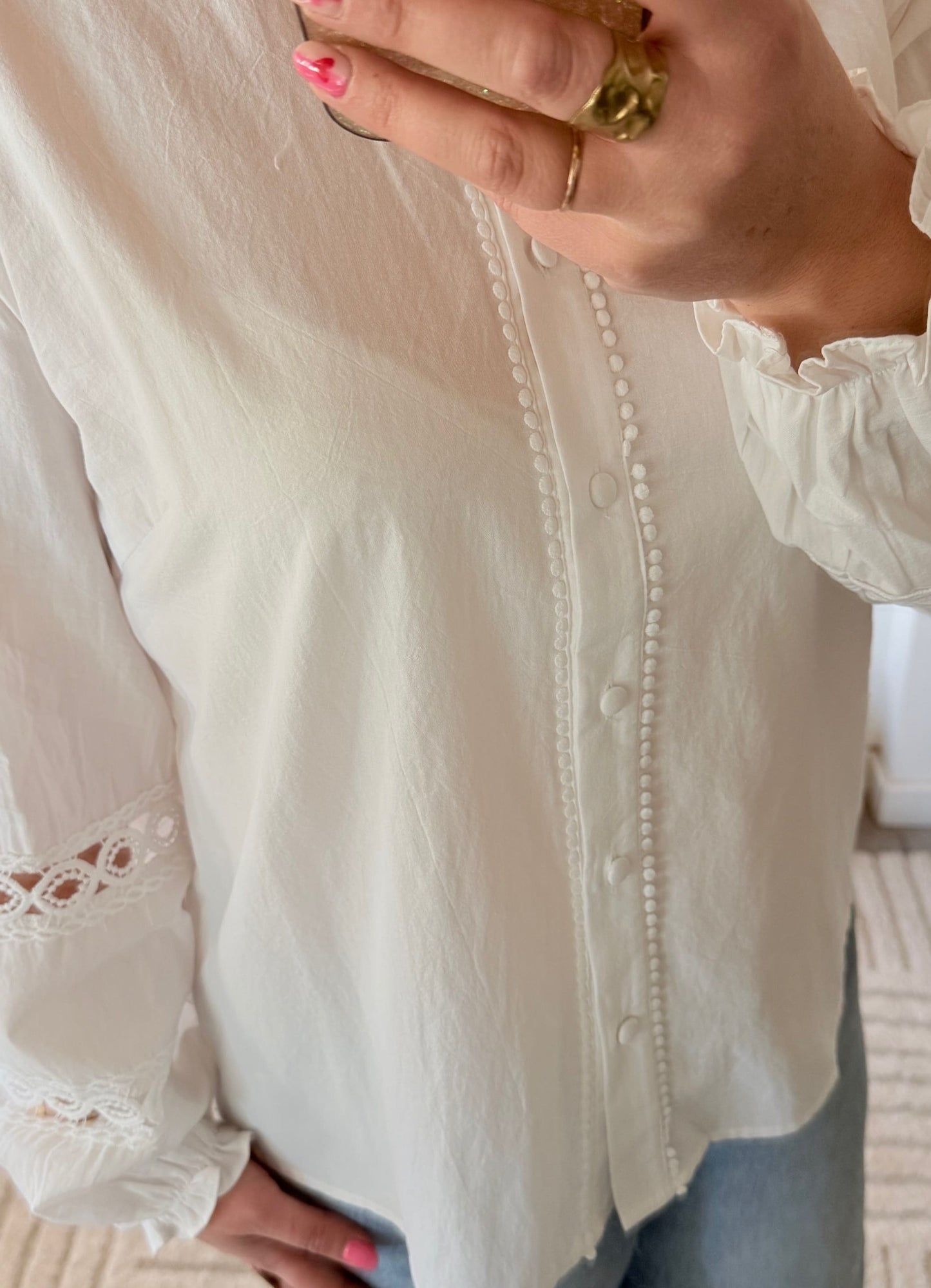 Chemisier blanc à dentelle