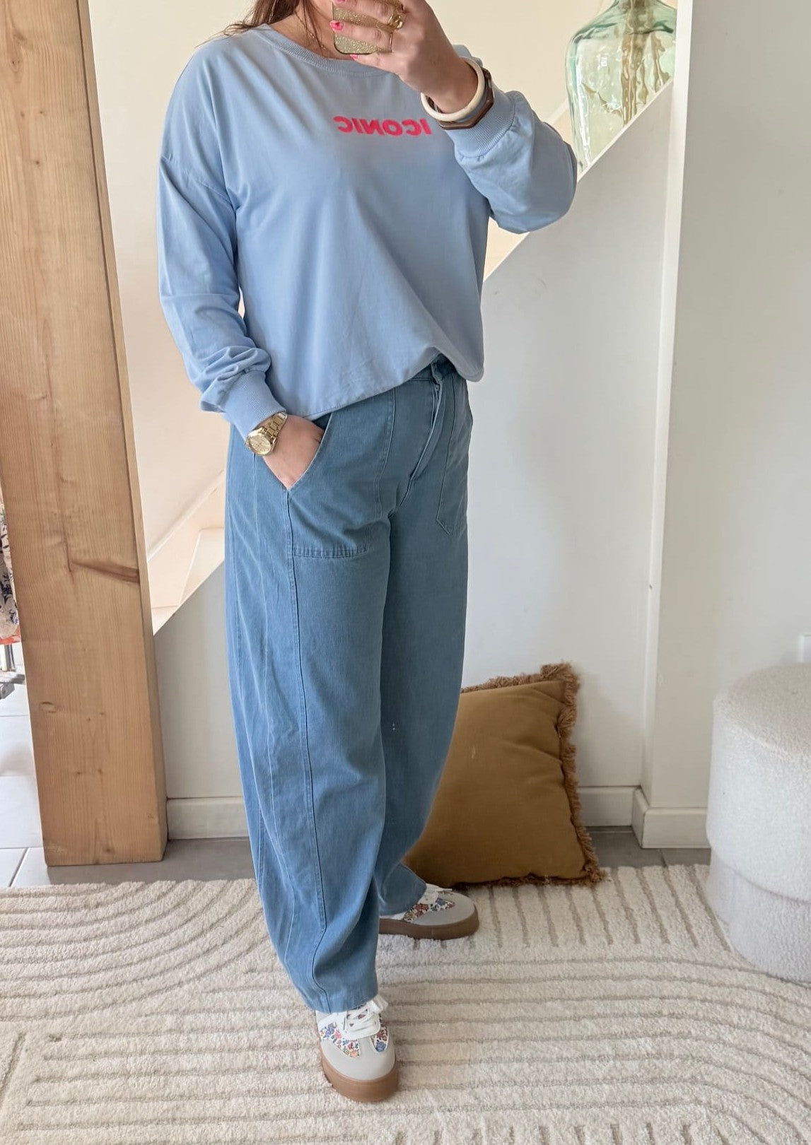 Jean taille haute à poches plaquées